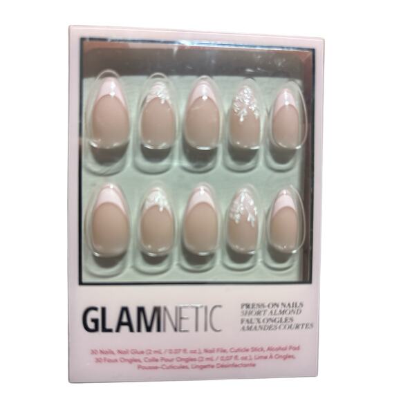 Glamnetic Press On Nails-- All Time Love- NIB - Picture 1 of 5